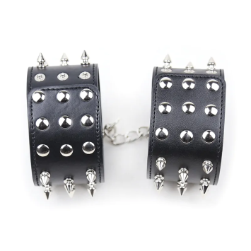 Wrist Restraints - Spikes