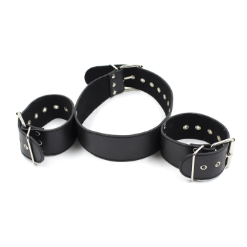 Collar with Restraints - Black